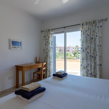 Tropical Paradise In Harbour Paphos, Central & Close To Beach 외부 사진